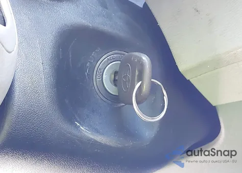 2012 Toyota Sienna Se 8 Passenger z USA, uszkodzony, nr VIN 5TDXK3DC5CS188773